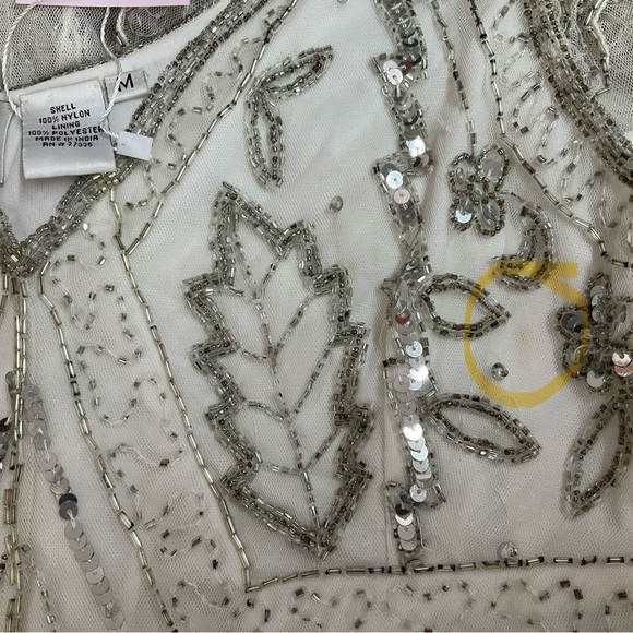 Scala Vintage Sequin Mesh Overlay V-Neck Top Sz M - Picture 7 of 7